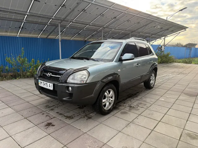 Hyundai Tucson - фото 1