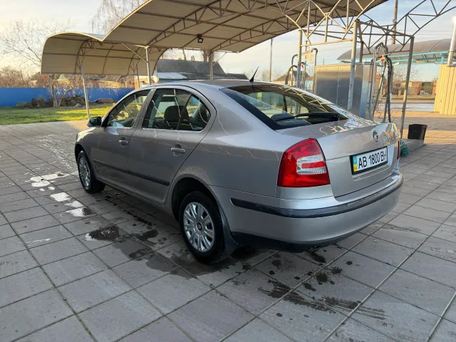 Skoda Octavia - фото 4