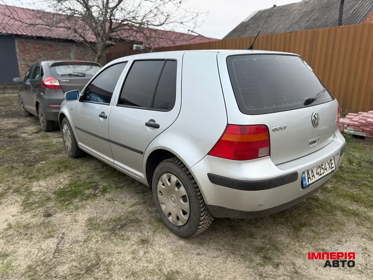 Volkswagen Golf - фото 6
