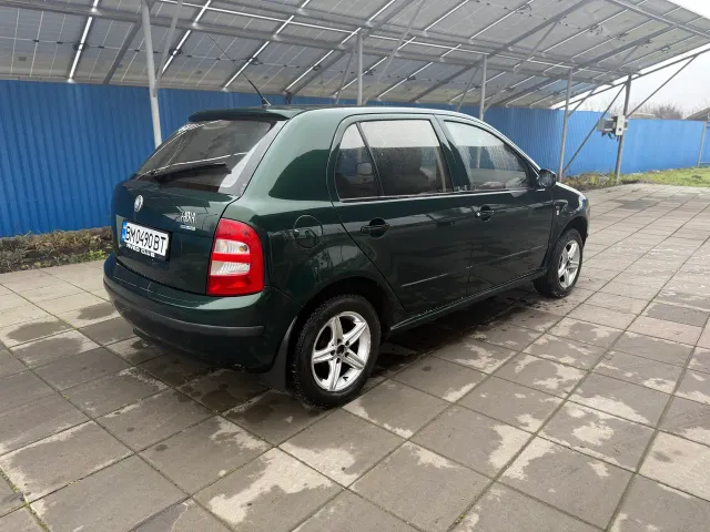 Skoda Fabia - фото 4