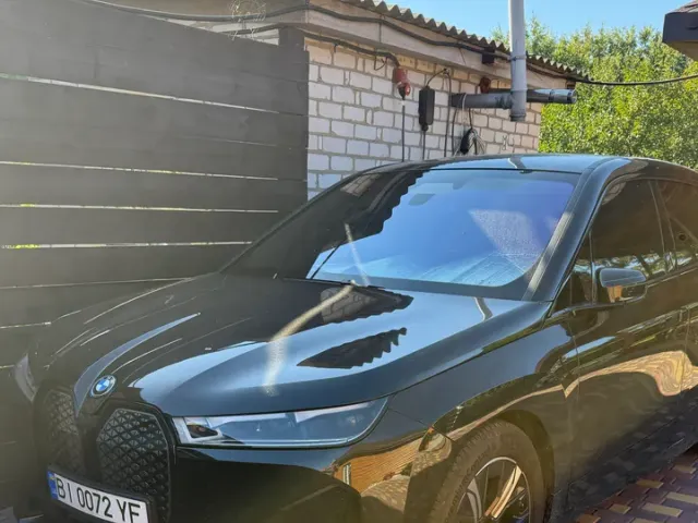 BMW iX - фото 4