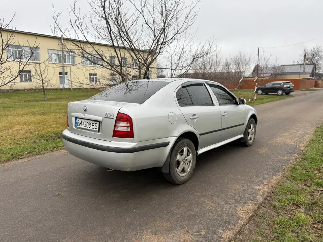Skoda Octavia - фото 4