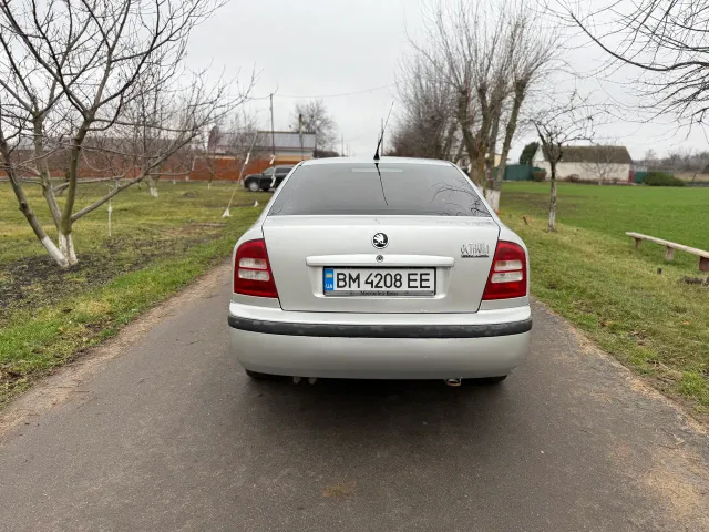 Skoda Octavia - фото 5