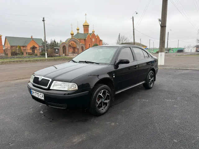 Skoda Octavia - фото 1