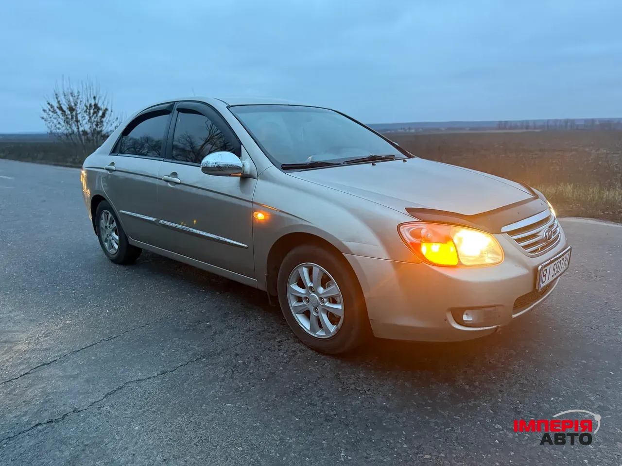 Kia Cerato - фото 3