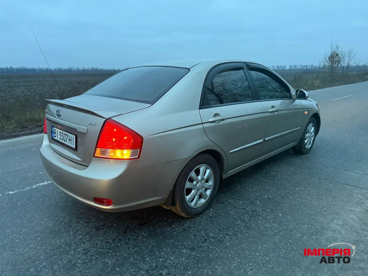 Kia Cerato - фото 4