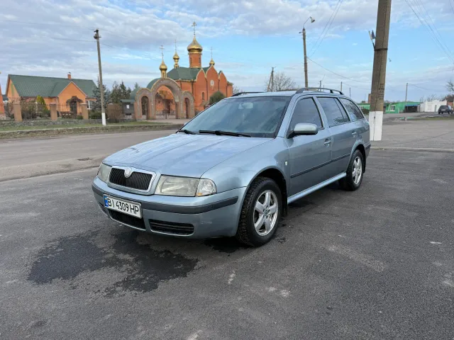 Skoda Octavia - фото 1
