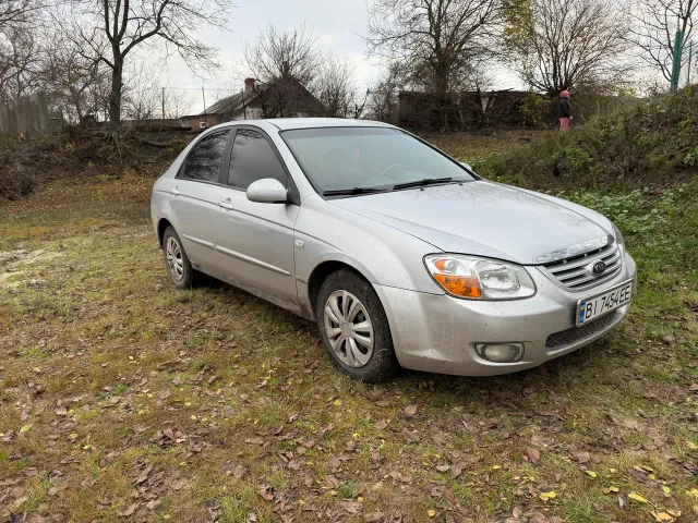 Kia Cerato - фото 3