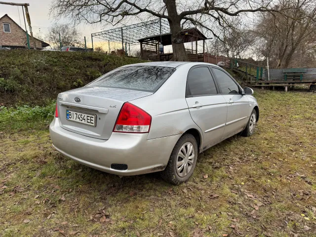 Kia Cerato - фото 4