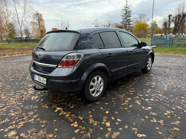 Opel Astra - фото 4