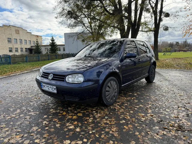Volkswagen Golf - фото 1