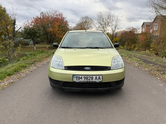 Ford Fiesta - фото 2