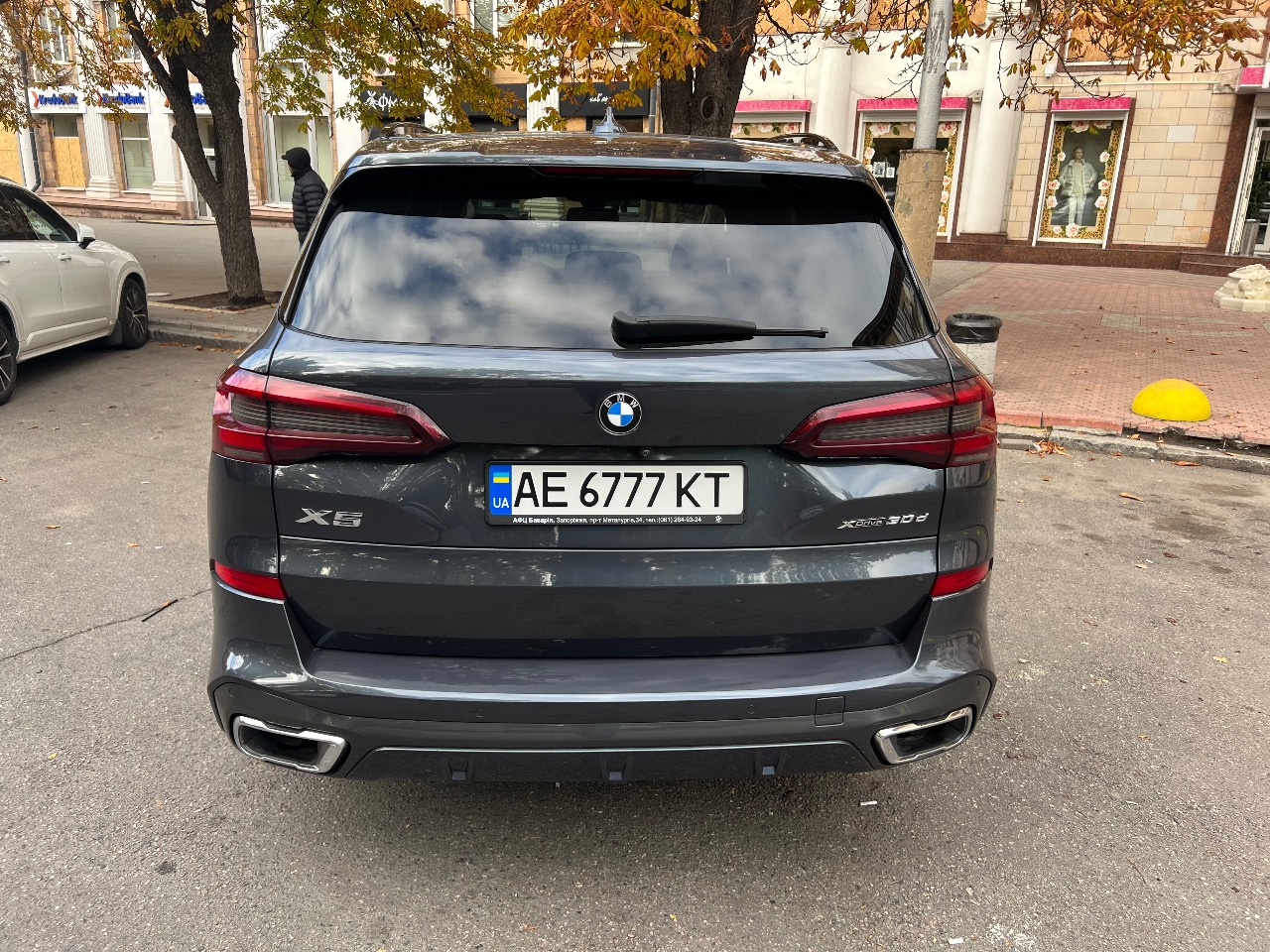 BMW X5 - фото 11