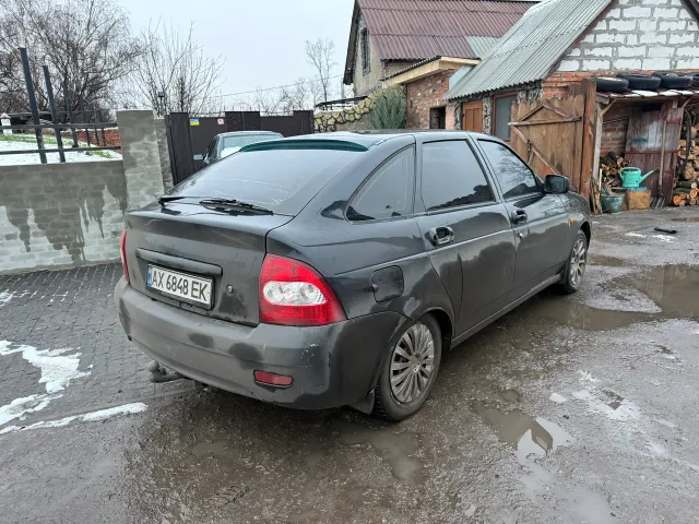 Lada (ВАЗ) Priora - фото 4