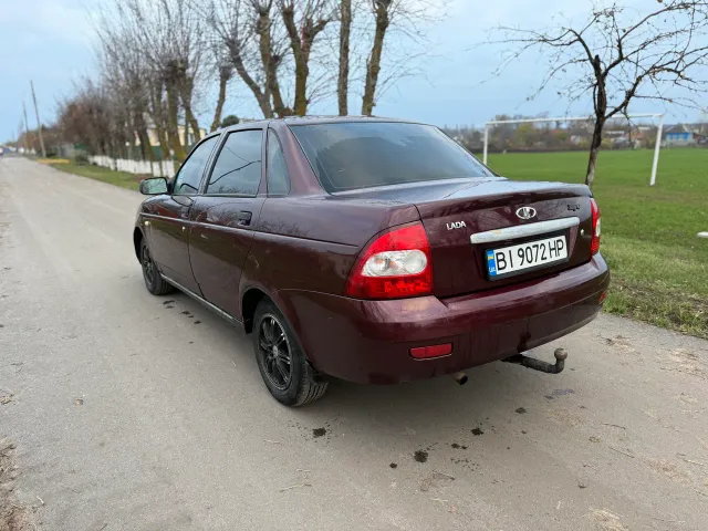 Lada (ВАЗ) Priora - фото 2