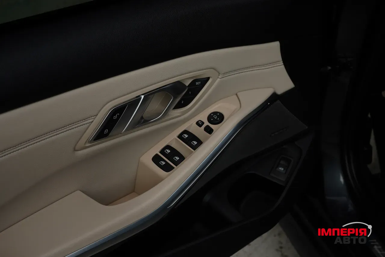 BMW 3 серії - фото 12