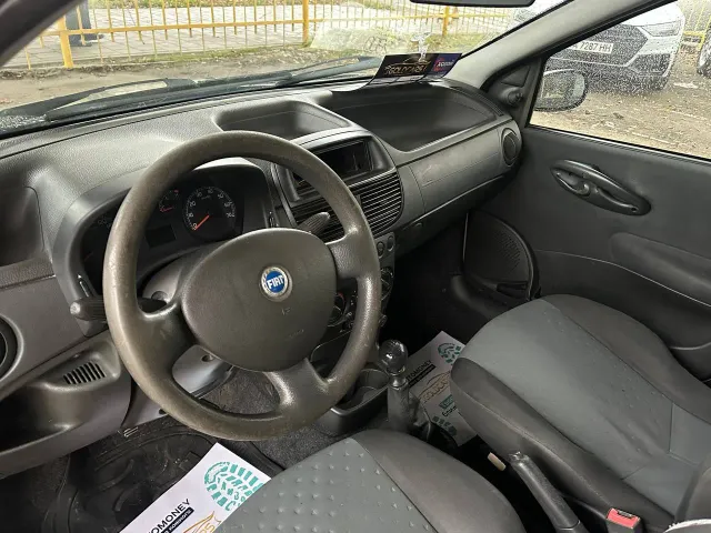 Fiat Punto - фото 4