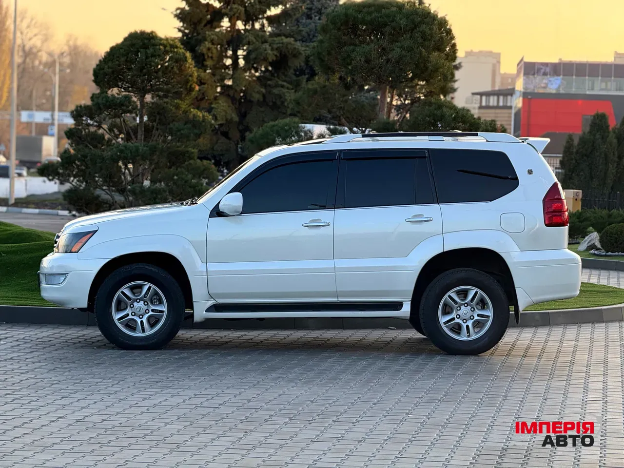 Lexus GX - фото 10