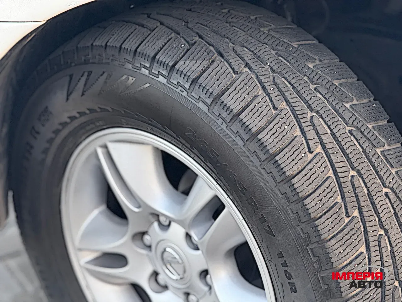 Lexus GX - фото 13