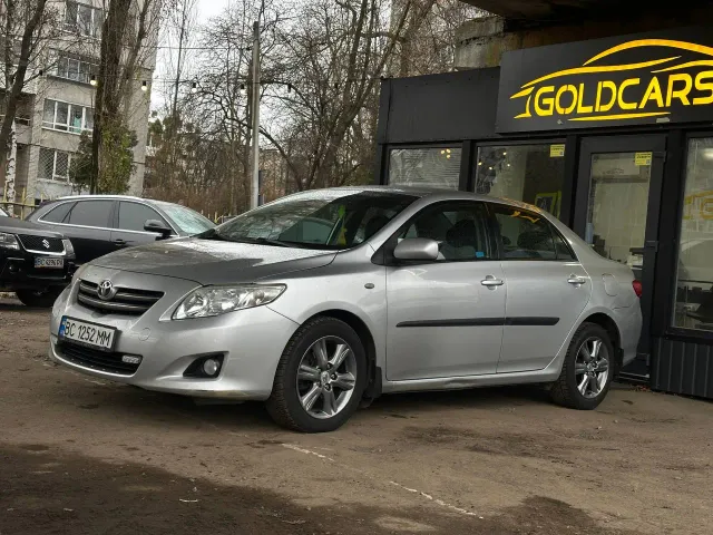 Toyota Corolla - фото 3