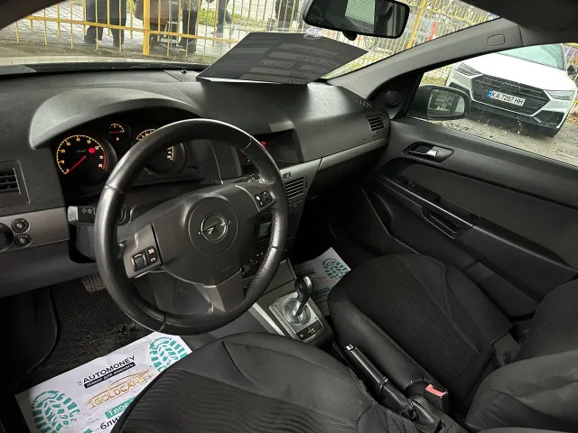 Opel Astra - фото 4