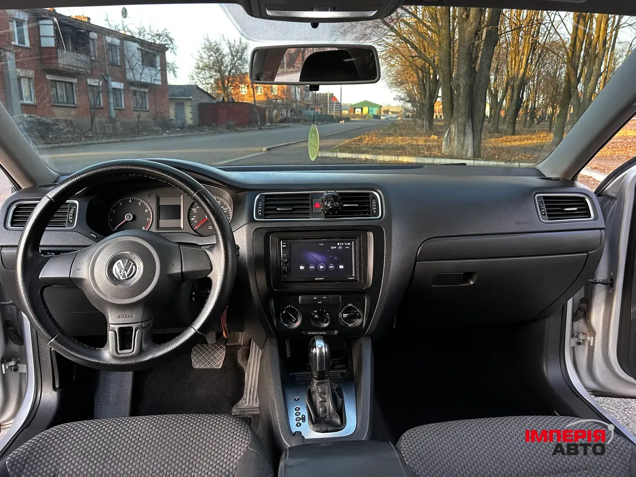 Volkswagen Jetta - фото 9