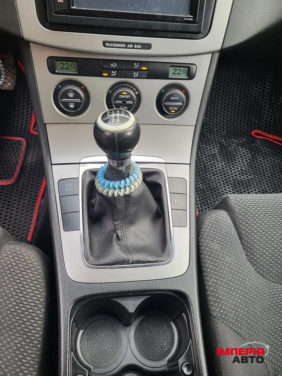 Volkswagen Passat - фото 8