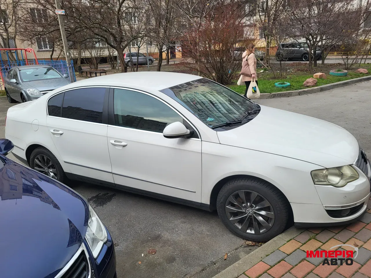 Volkswagen Passat - фото 2