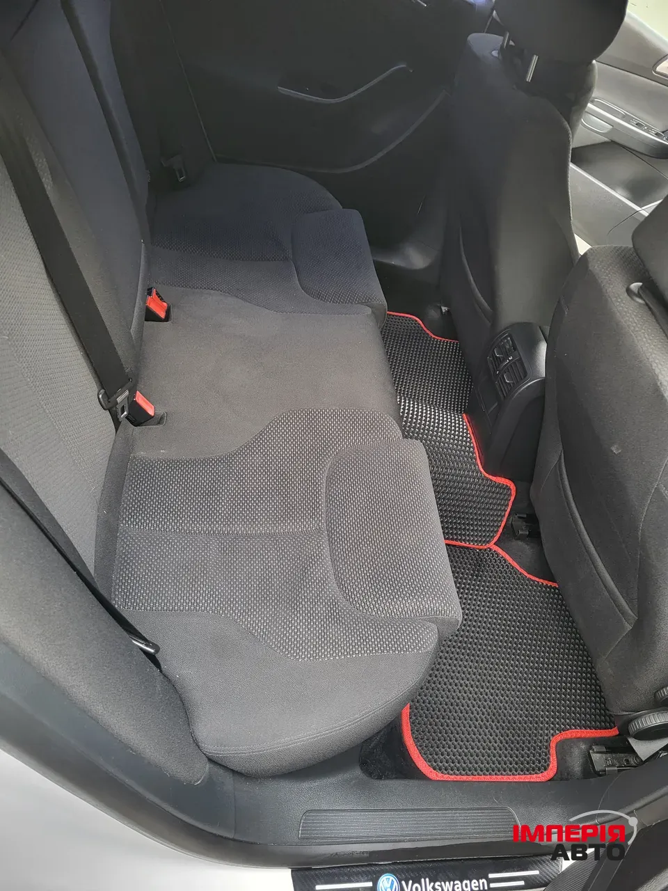 Volkswagen Passat - фото 14