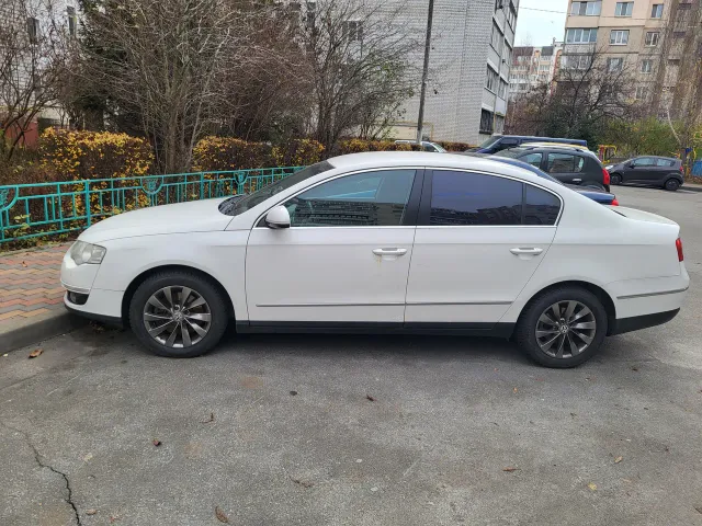Volkswagen Passat - фото 5