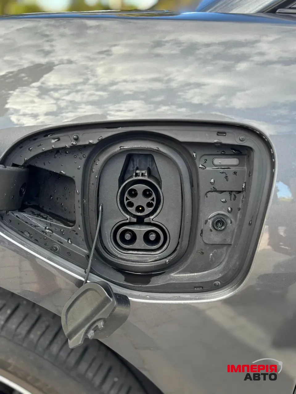 Jaguar I-Pace - фото 17