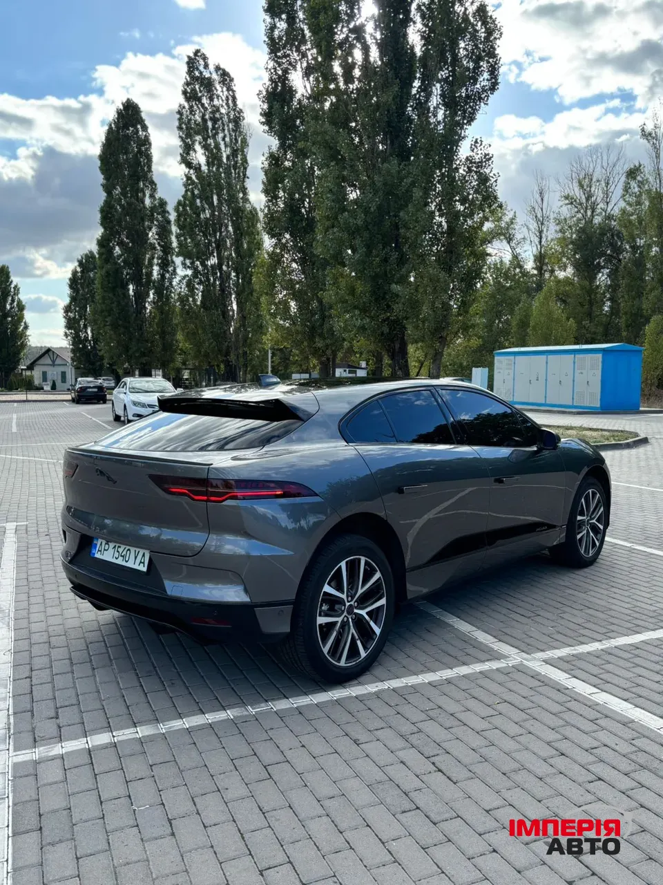 Jaguar I-Pace - фото 7