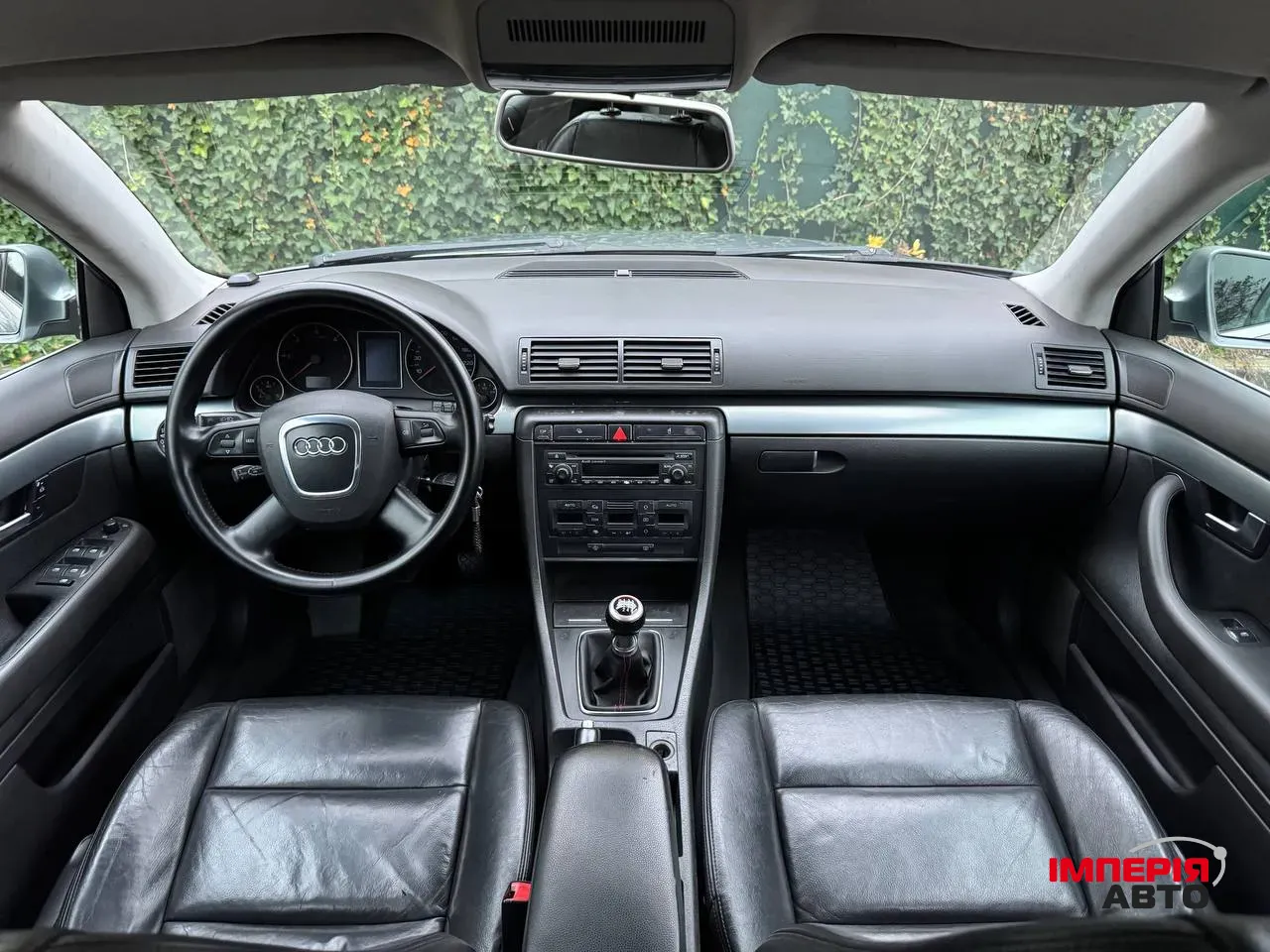 Audi A4 - фото 25