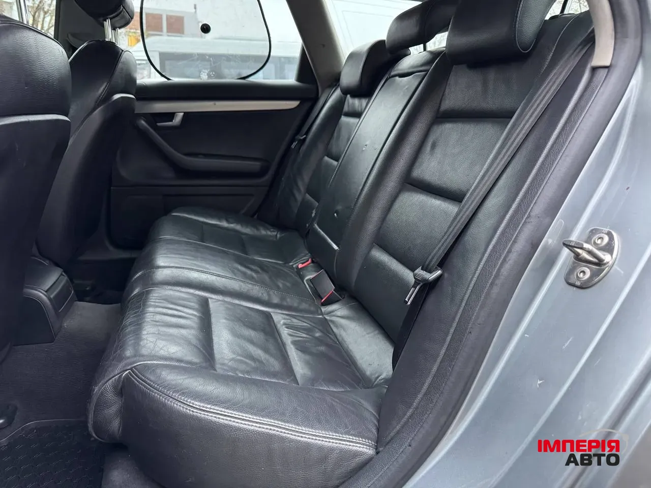 Audi A4 - фото 21