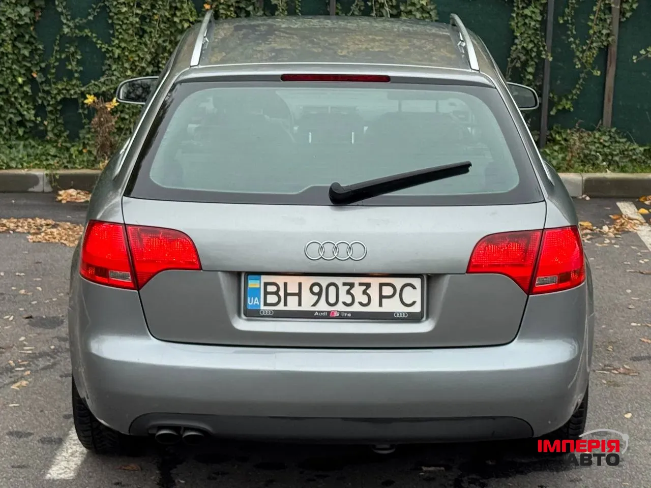 Audi A4 - фото 8