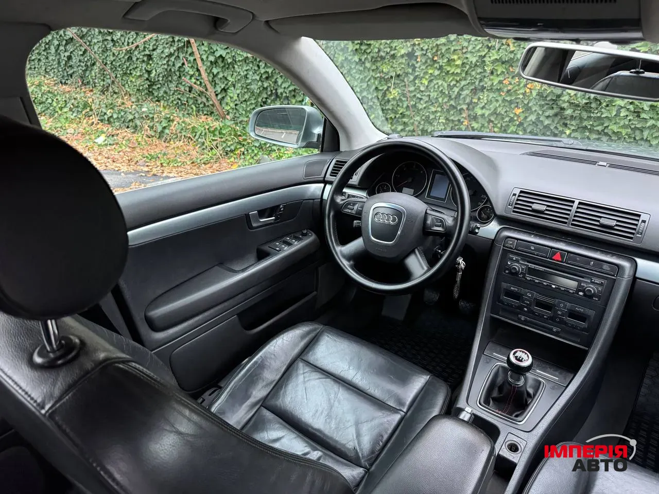 Audi A4 - фото 23