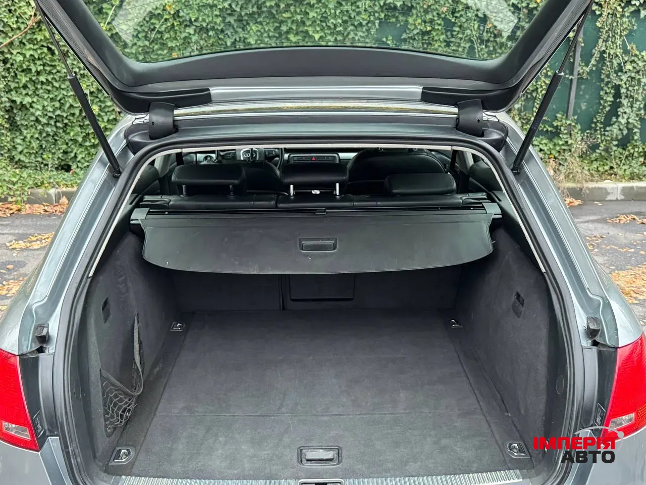 Audi A4 - фото 22