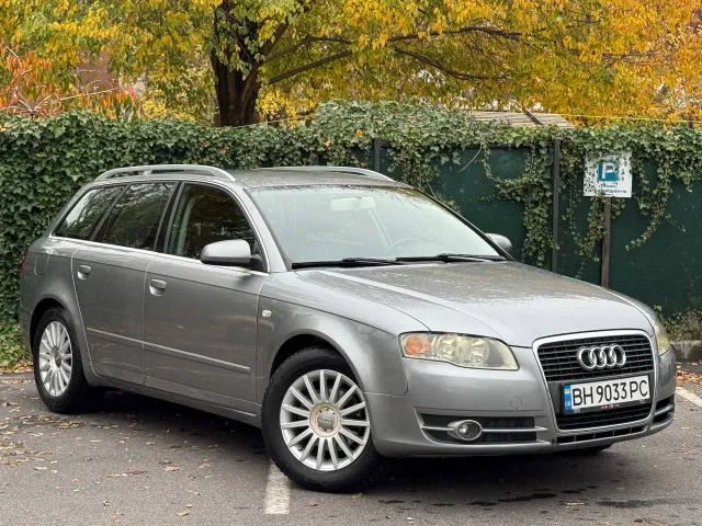 Audi A4 - фото 2