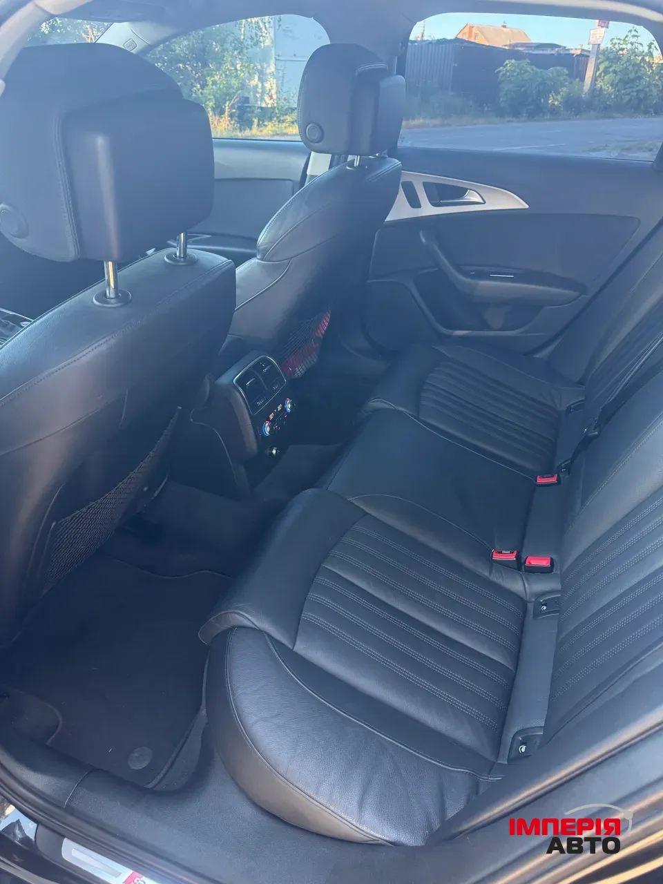 Audi A6 - фото 10
