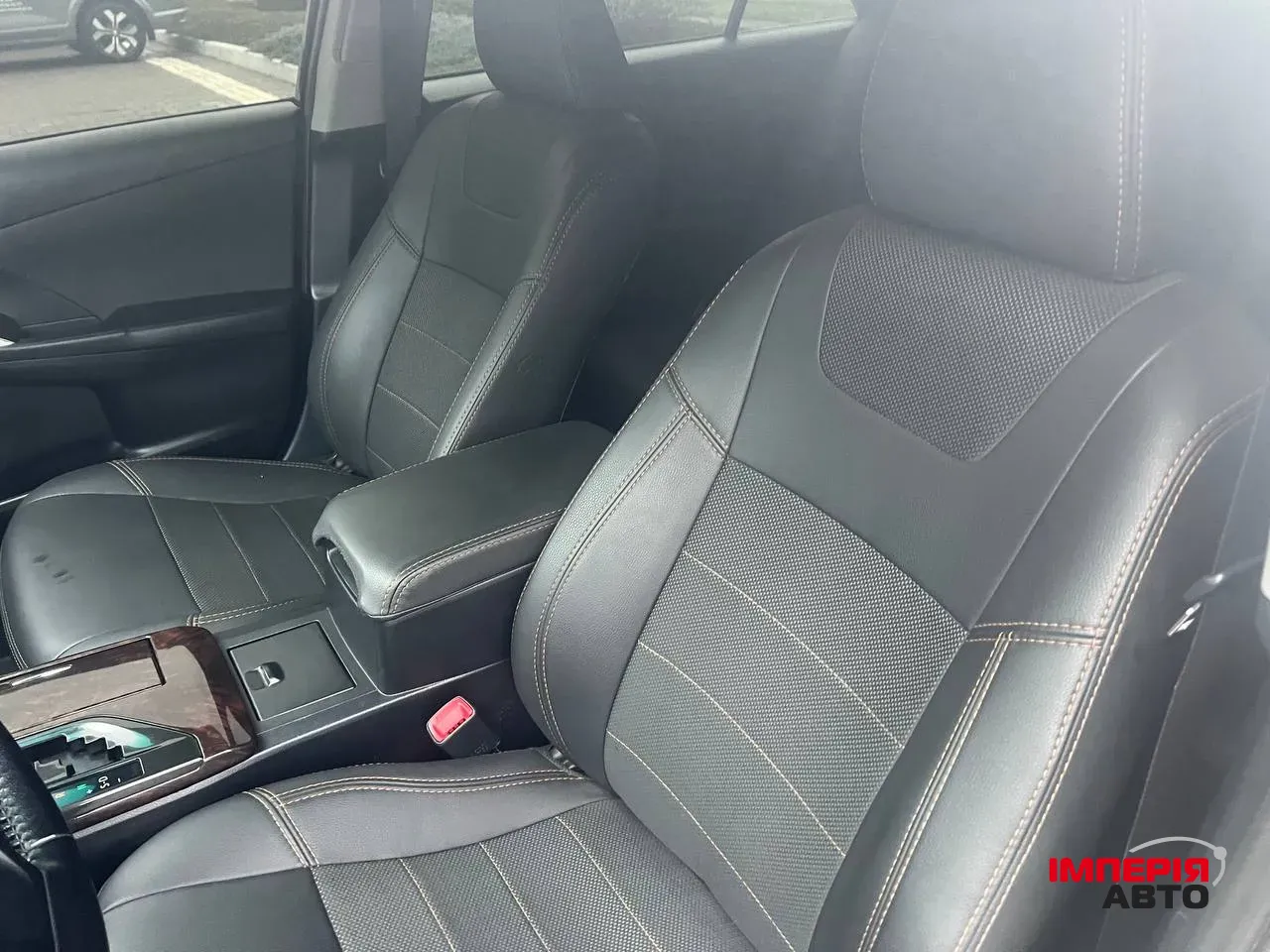 Toyota Camry - фото 12