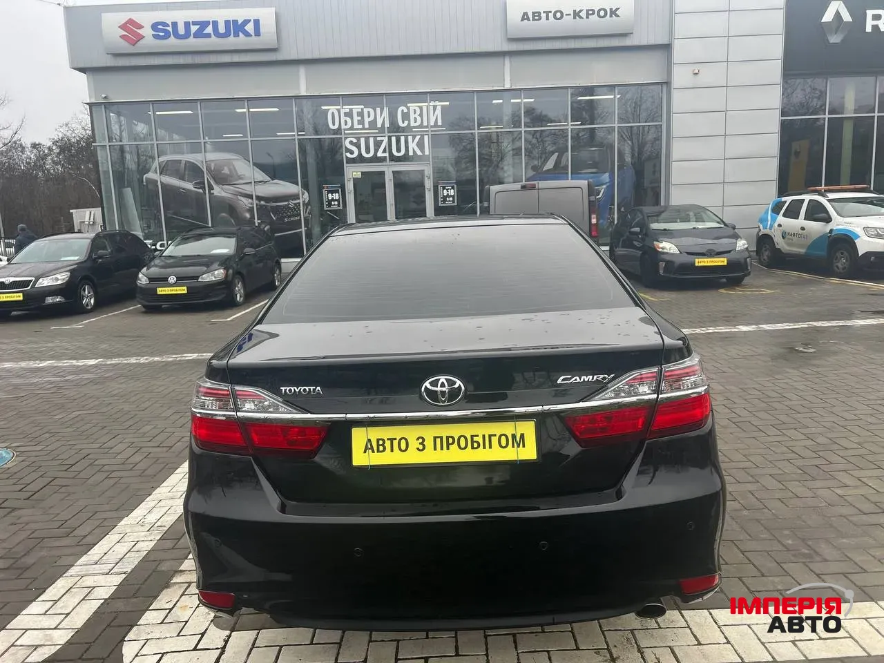 Toyota Camry - фото 4