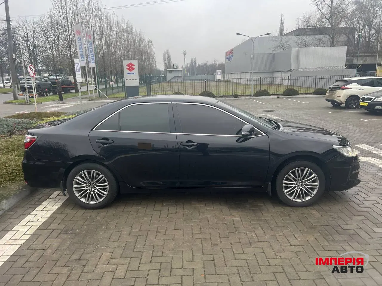 Toyota Camry - фото 6