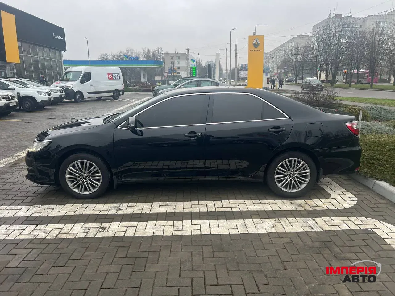 Toyota Camry - фото 9
