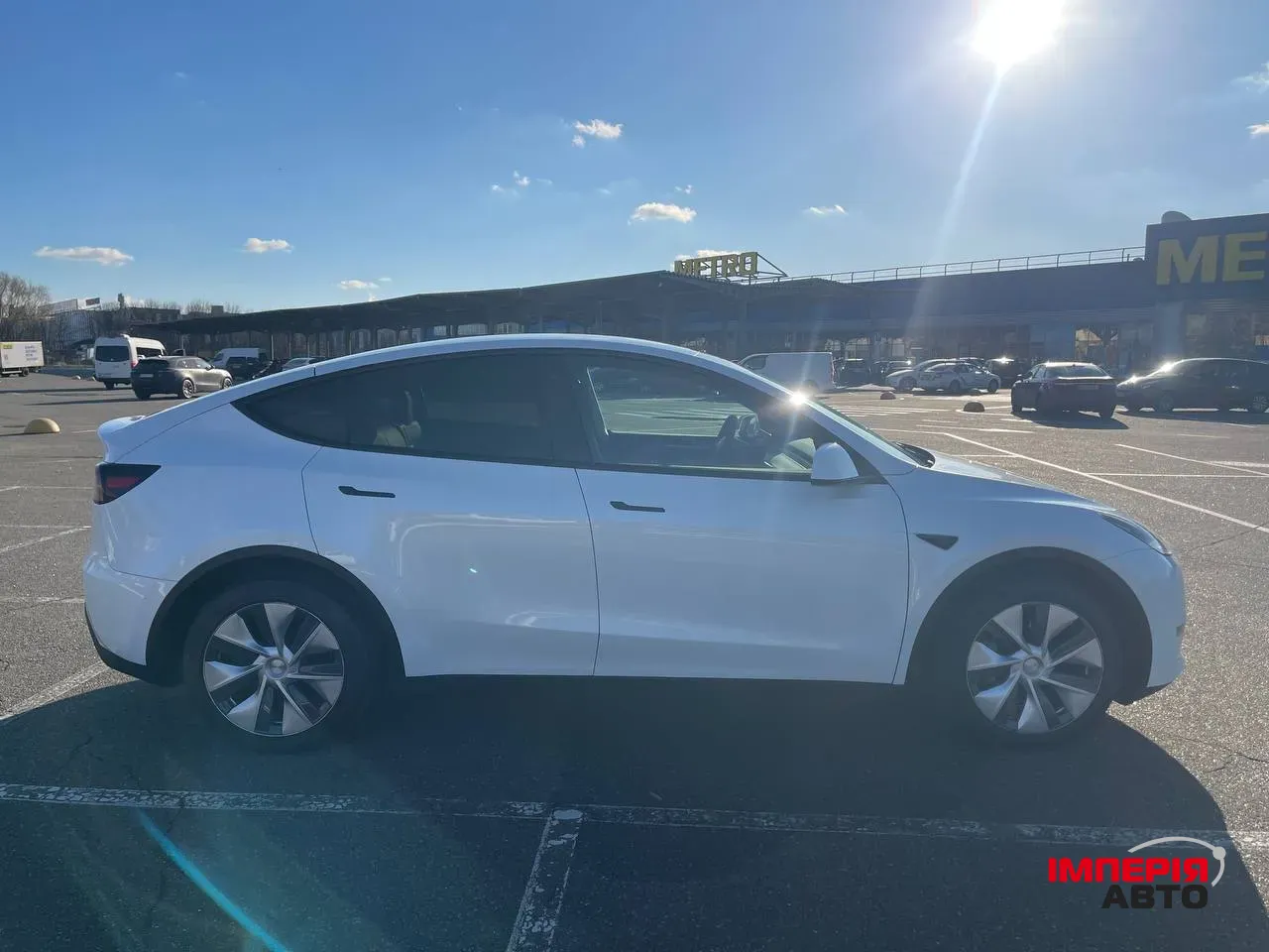 Tesla Model Y - фото 6