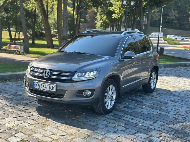 Volkswagen Tiguan - фото 3
