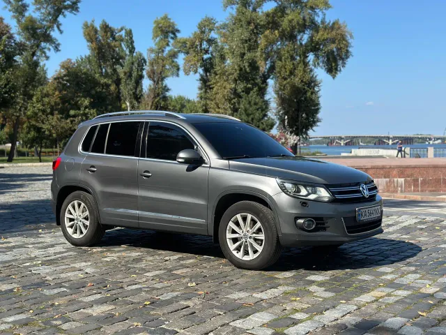 Volkswagen Tiguan - фото 5