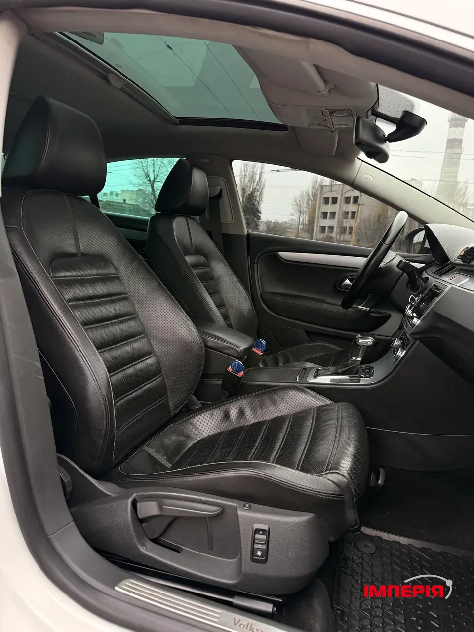 Volkswagen Passat CC - фото 32