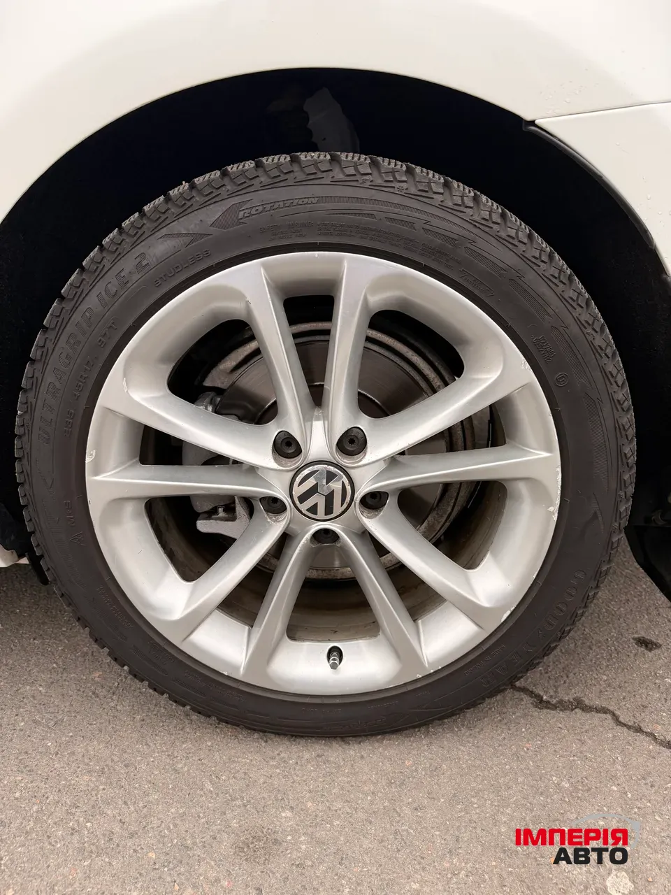 Volkswagen Passat CC - фото 17