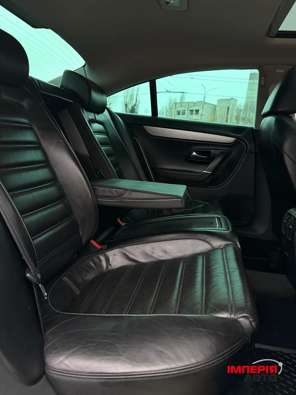 Volkswagen Passat CC - фото 29