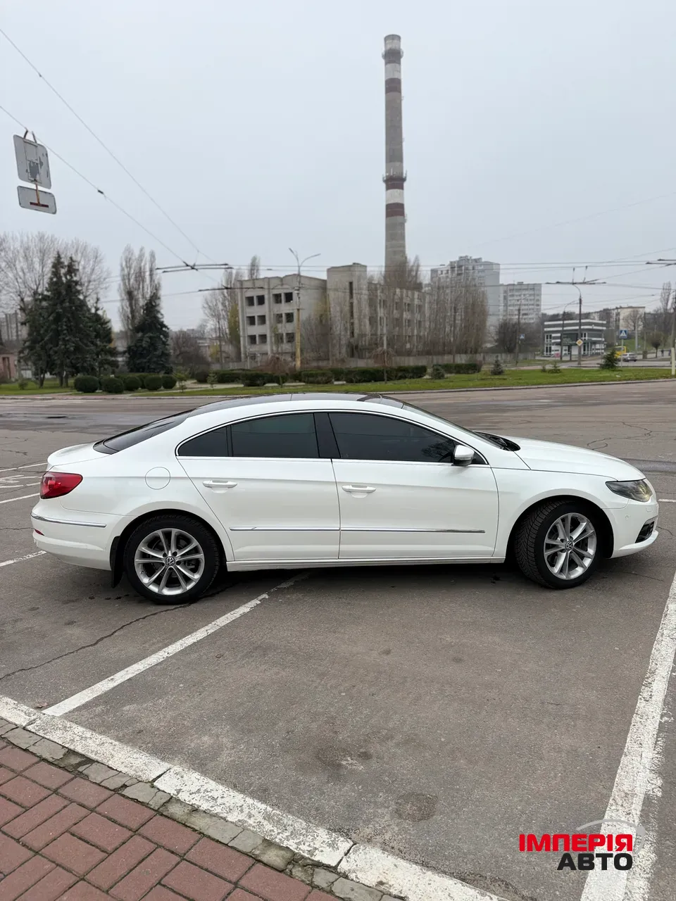 Volkswagen Passat CC - фото 12
